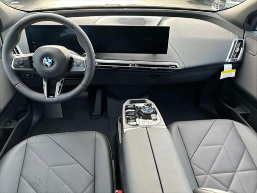 2025 BMW iX xDrive50