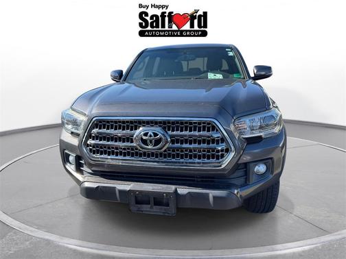 2017 Toyota Tacoma SR
