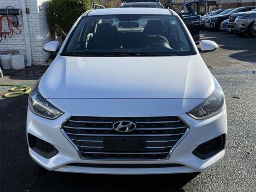 2020 Hyundai Accent SE