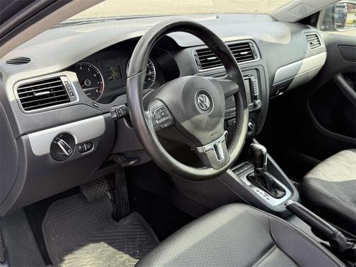 2013 Volkswagen Jetta SE