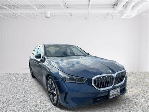 2024 BMW 530 i xDrive