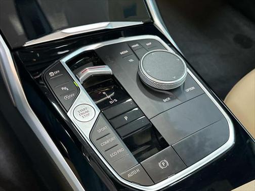 2024 BMW 230 i xDrive