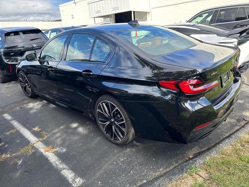 2022 BMW 530 i xDrive