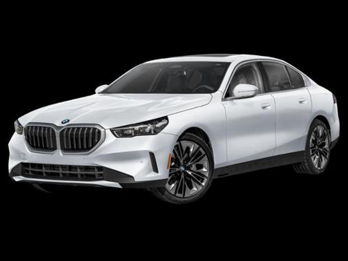 Mineral White Metallic 2026 BMW 530 xDrive