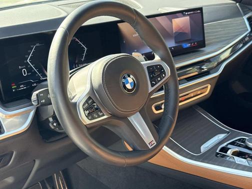 Gray 2024 BMW X5 xDrive40i