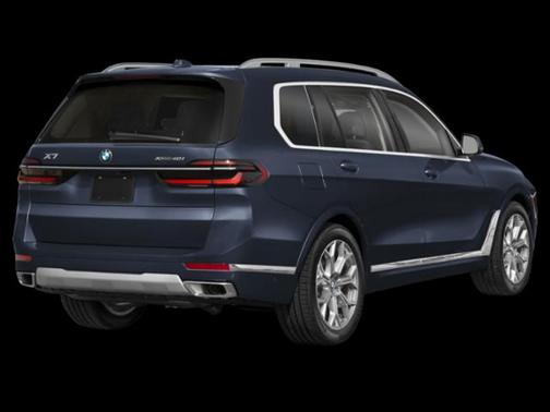 Carbon Black Metallic 2026 BMW X7 xDrive40i