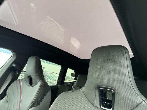 2026 BMW iX xDrive60