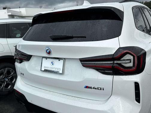 2023 BMW X3 M40i