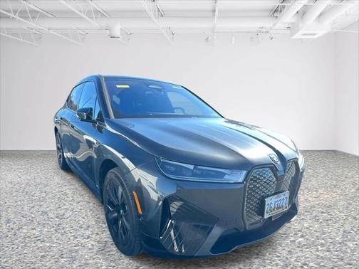 2025 BMW iX xDrive50