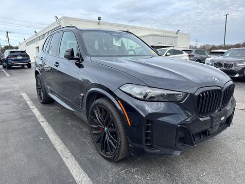 Black 2025 BMW X5 xDrive40i