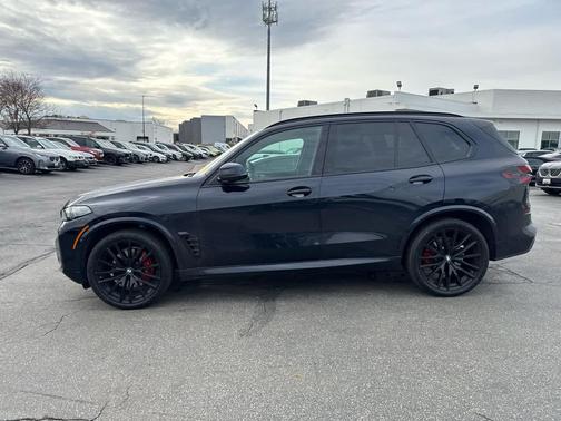 Black 2025 BMW X5 xDrive40i