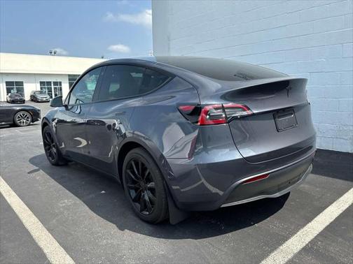 2023 Tesla Model Y Long Range Dual Motor All-Wheel Drive