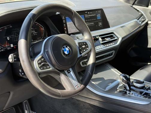 Black Sapphire Metallic 2022 BMW X5 xDrive40i