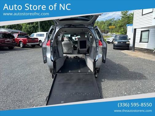2011 Toyota Sienna LE