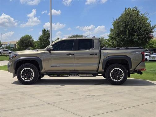 2025 Toyota Tacoma TRD Off Road
