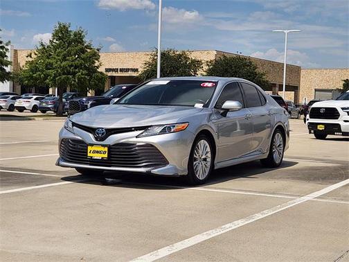 2018 Toyota Camry Hybrid XLE