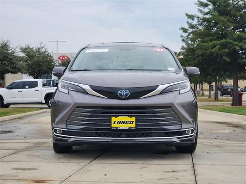 2021 Toyota Sienna Limited 7-Passenger