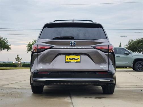 2021 Toyota Sienna Limited 7-Passenger