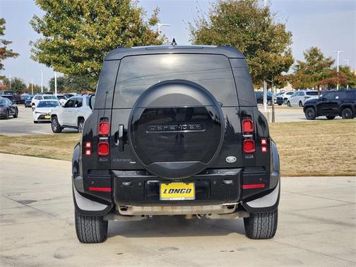 2023 Land Rover Defender 110 X-Dynamic SE