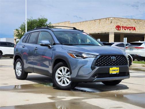 2024 Toyota Corolla Cross LE