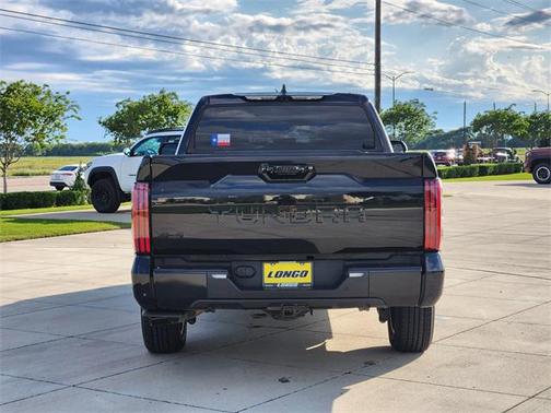 2024 Toyota Tundra Hybrid Platinum