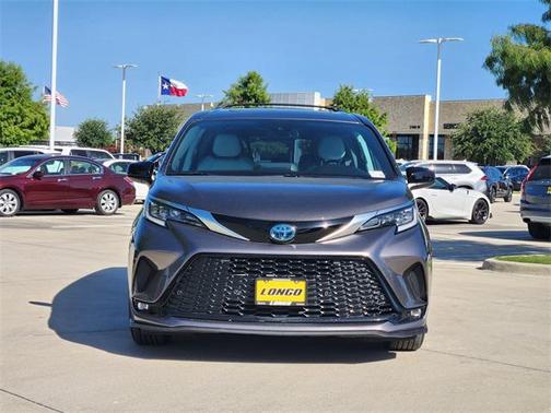 2021 Toyota Sienna XSE 7 Passenger