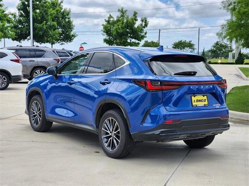 2022 Lexus NX 350h Premium