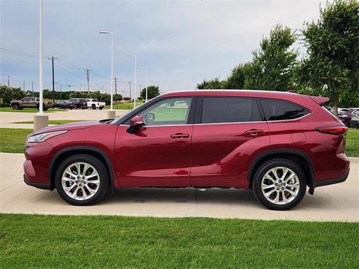 2022 Toyota Highlander Hybrid Limited