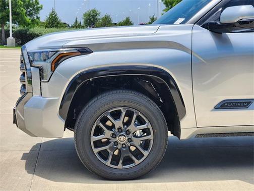 2025 Toyota Tundra Platinum