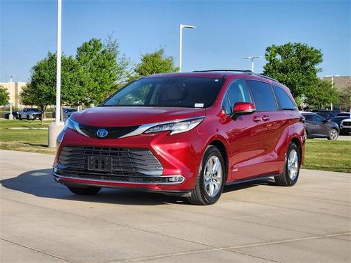 2021 Toyota Sienna Limited 7-Passenger