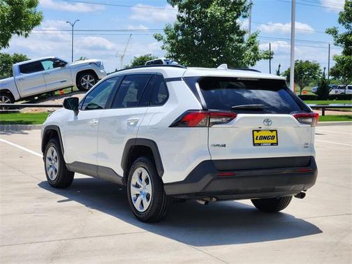 2019 Toyota RAV4 LE