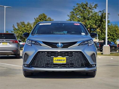 2024 Toyota Sienna XSE 7 Passenger