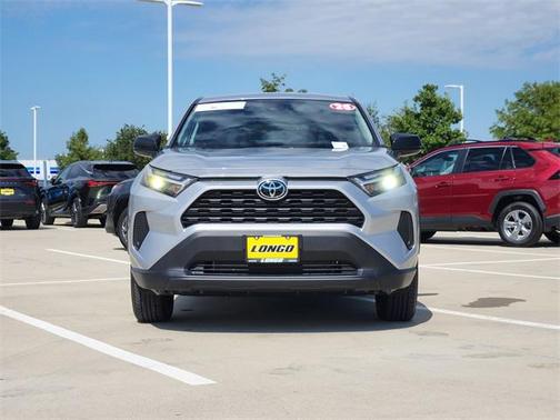 2025 Toyota RAV4 LE
