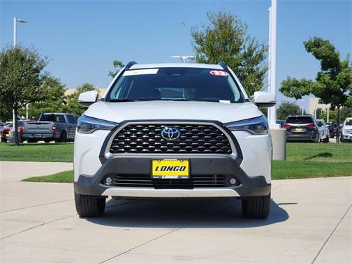 2023 Toyota Corolla Cross XLE