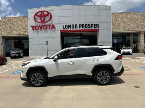 2022 Toyota RAV4 Hybrid XLE Premium