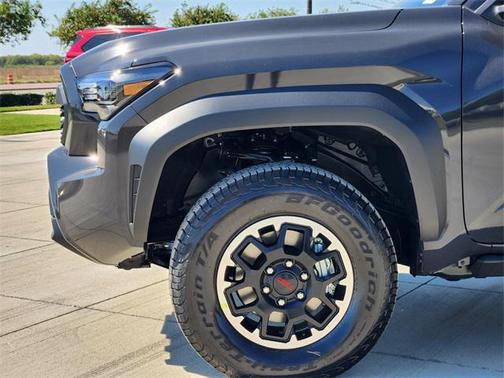 2025 Toyota Tacoma TRD Off Road
