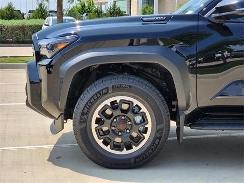 2025 Toyota 4Runner TRD Off Road