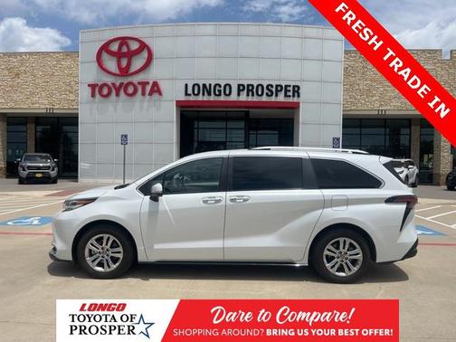 2023 Toyota Sienna Platinum 7 Passenger