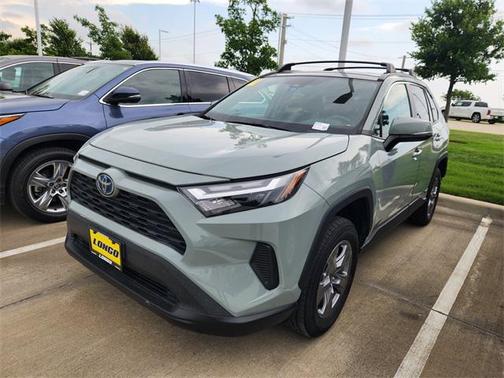 2022 Toyota RAV4 Hybrid XLE