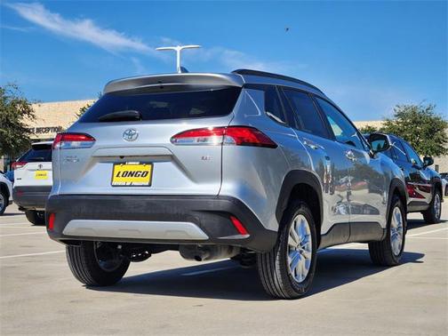 2023 Toyota Corolla Cross LE