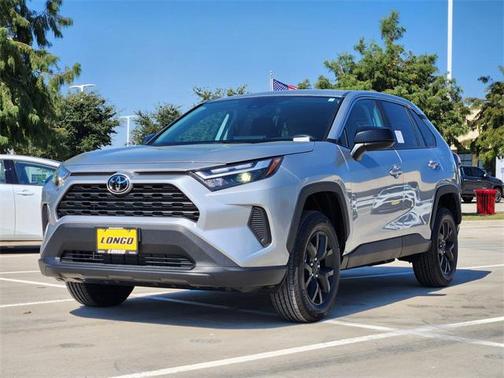 2025 Toyota RAV4 LE