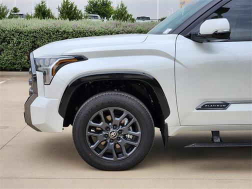 2025 Toyota Tundra Platinum