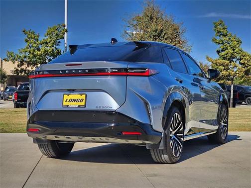 2024 Lexus RZ 300e Premium