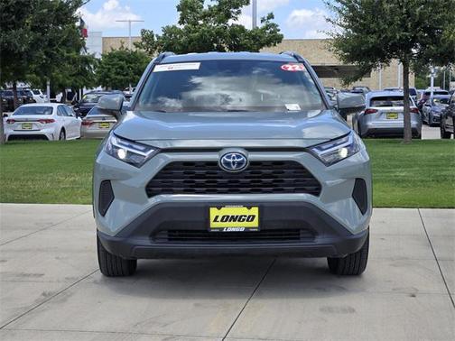 2022 Toyota RAV4 Hybrid XLE