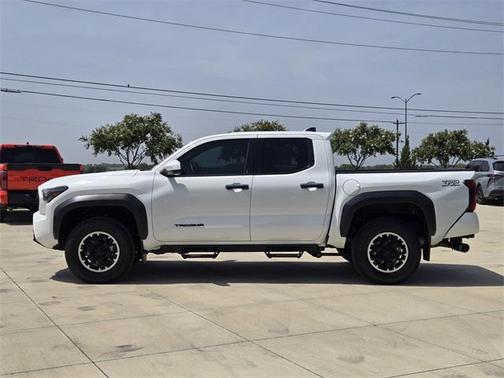 2024 Toyota Tacoma TRD Off Road