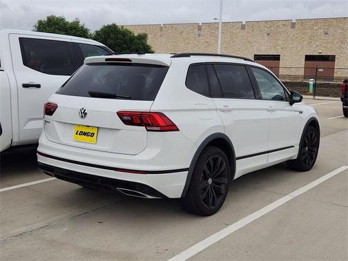 2021 Volkswagen Tiguan 2.0T SE R-Line Black