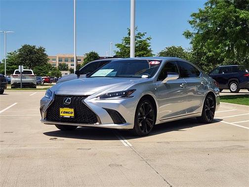 2023 Lexus ES 300h F SPORT Handling