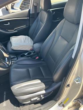 2014 Hyundai Elantra GT Base