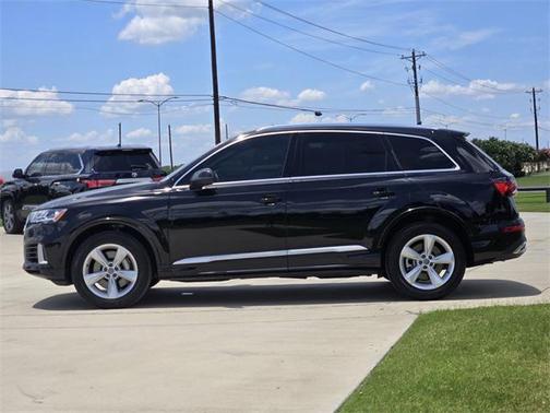 2021 Audi Q7 55 Premium