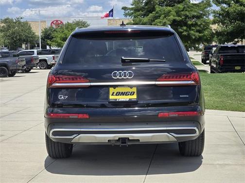 2021 Audi Q7 55 Premium